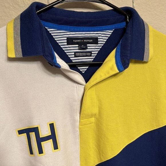 NWOT Tommy HILFIGER Navy/Yellow/White Colorblocked Polo - Picture 3 of 10